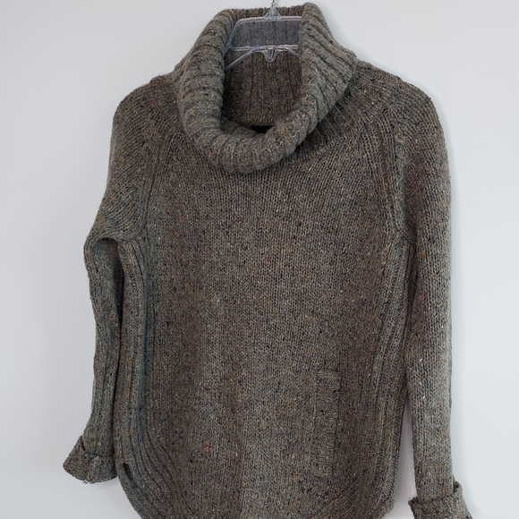 Cynthia Rowley Wool Blend Cowl-Neck Sweater Kangaroo Pockets Rounded Hem Tunic M - Picture 14 of 14